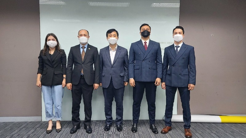 우즈벡 청년.jpg