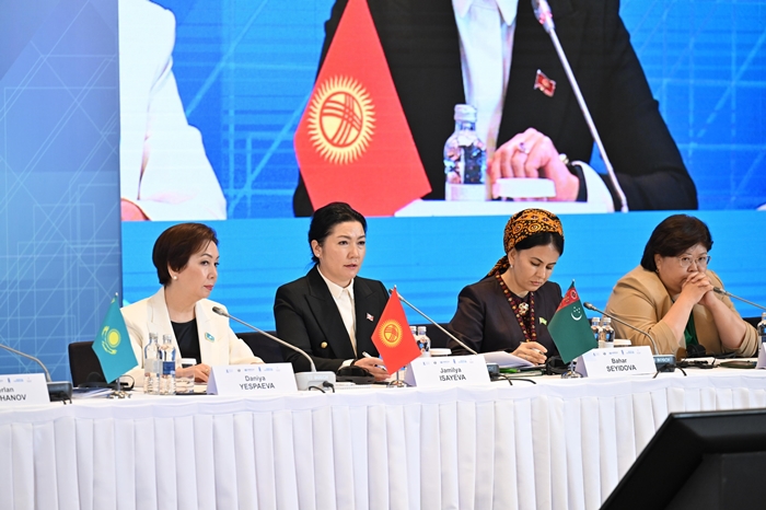 Womens-Dialogue_Kazakhstan-2.jpg